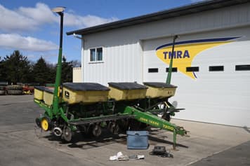 Main image John Deere 7200